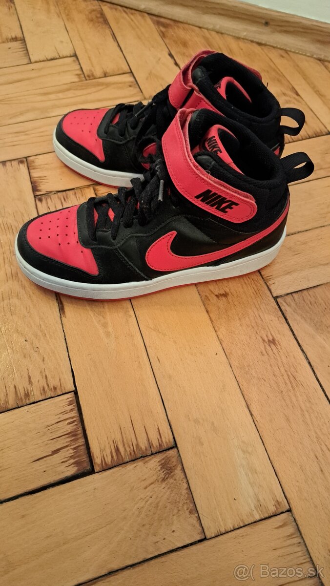 Tenisky Nike