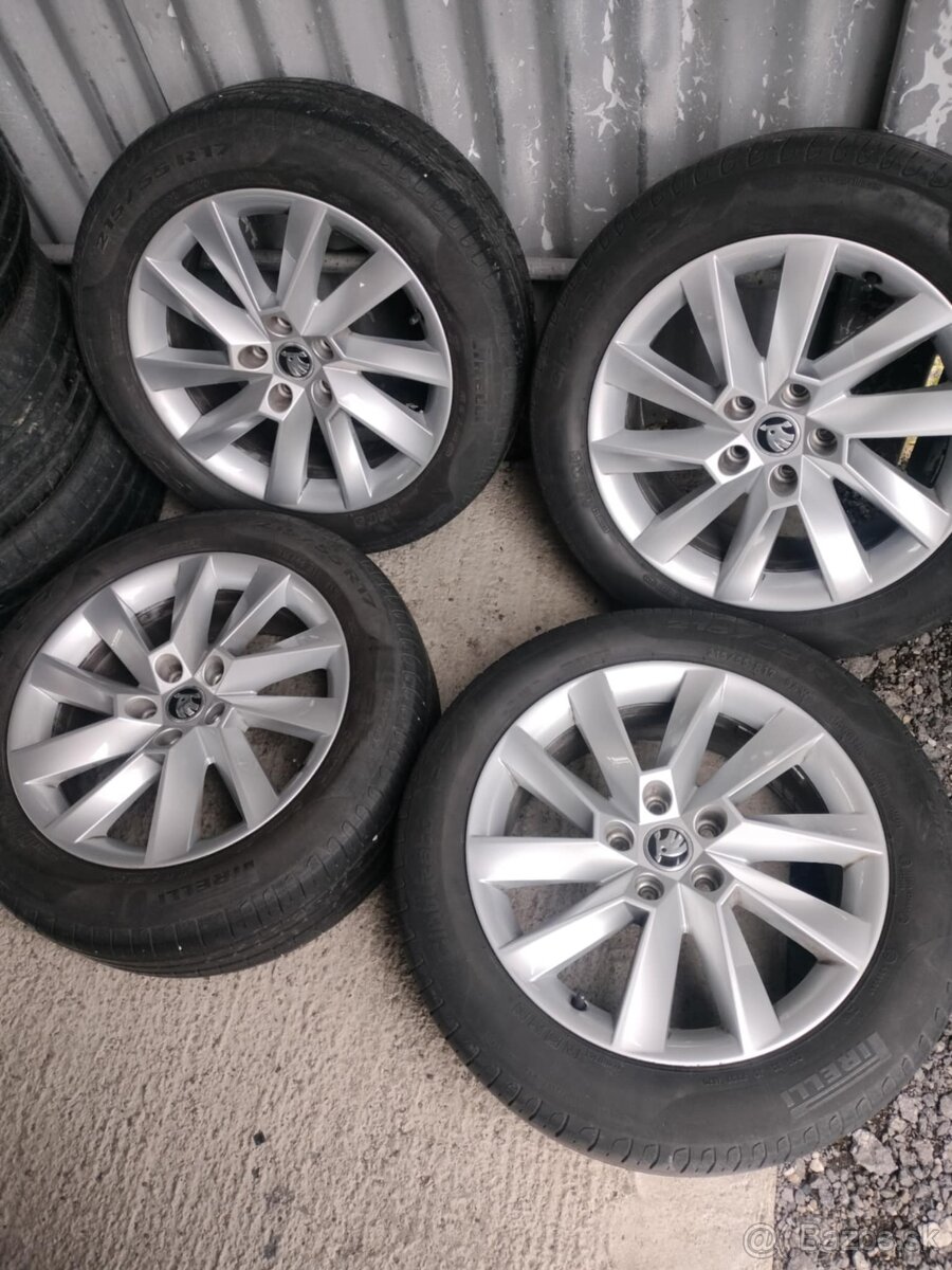 4ks alu disky orig. Škoda 5x112 R17 pneu 215/55 R17 5mm