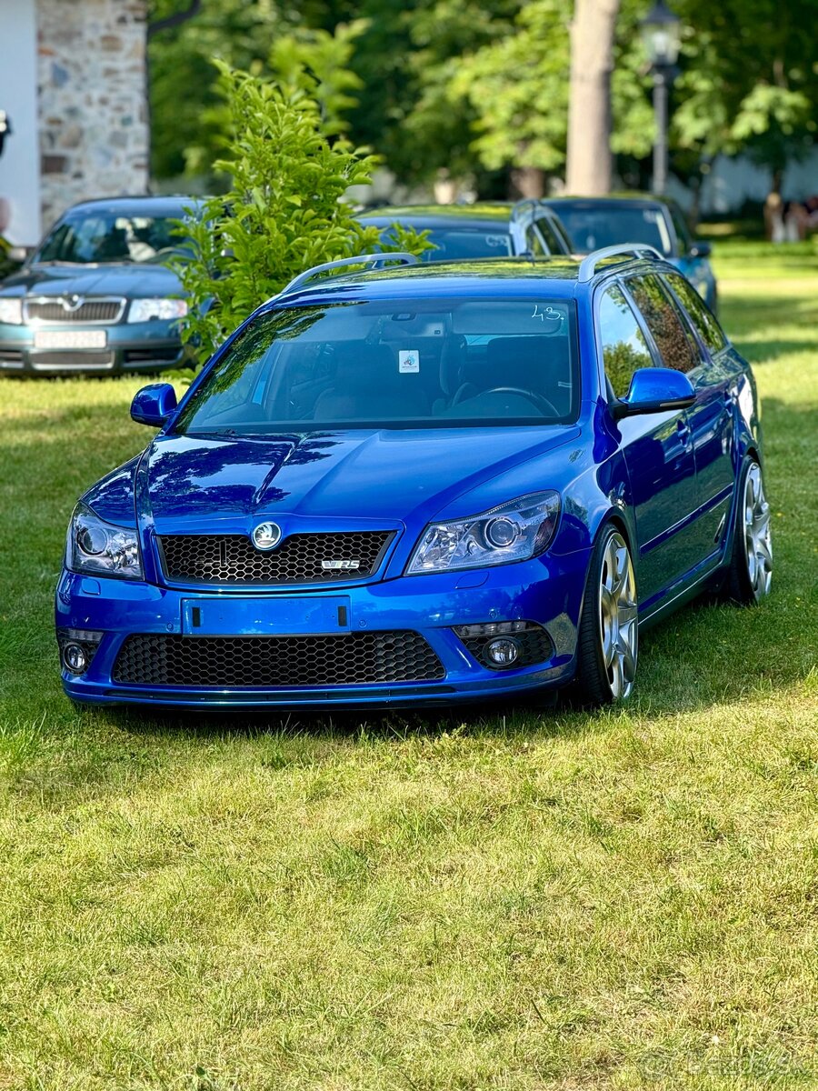 Škoda Octavia II FL RS 2.0 TDI DSG – 2011 – TOP STAV
