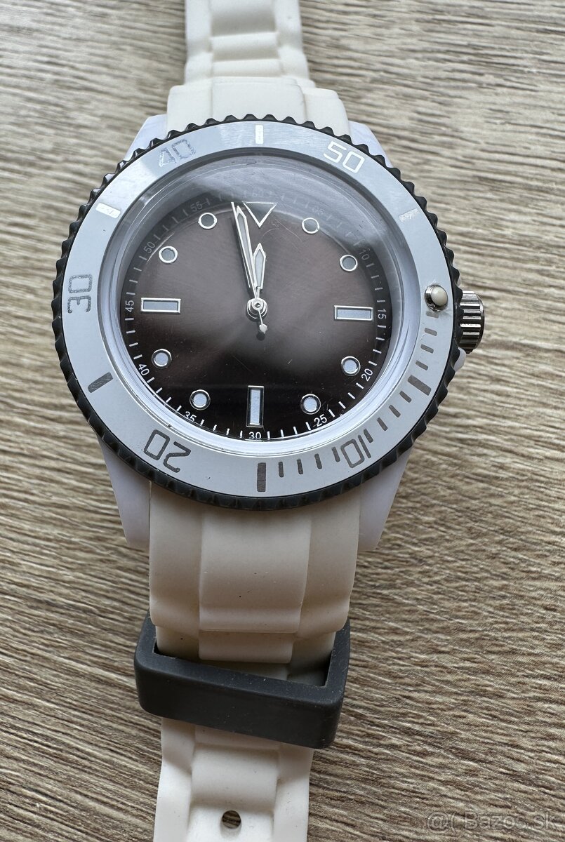 ŠPORTOVÉ unisex NEMECKÉ HODINKY za 20EUR