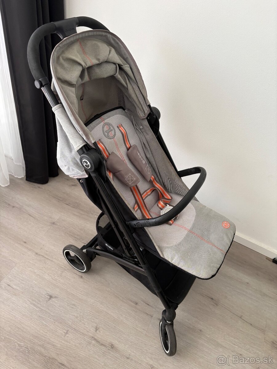 Cybex Beezy
