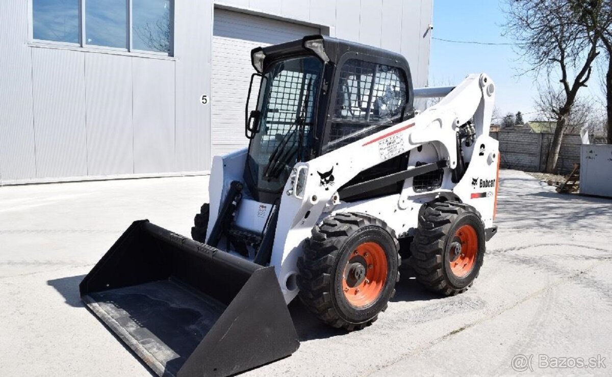 šmykový nakladač•Bobcat S750•85HP-2,9t-1120mth•