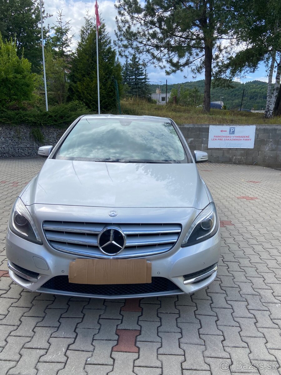 Mercedes-Benz B 180CDI