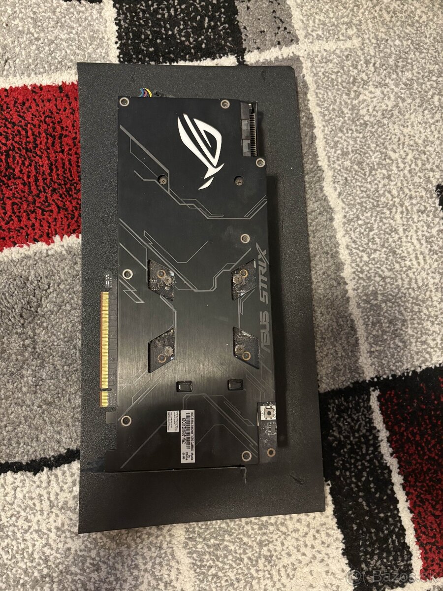 ASUS ROG STRIX GAMING Radeon RX 5700 XT O8G