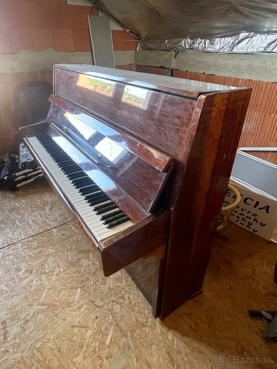 Predám klavír