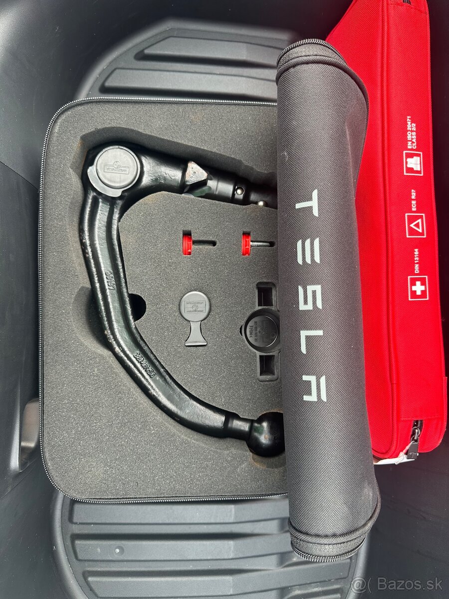 Tesla Model 3 Long Range AWD 82kWh ŤAŽNÉ REFRESH 366kW