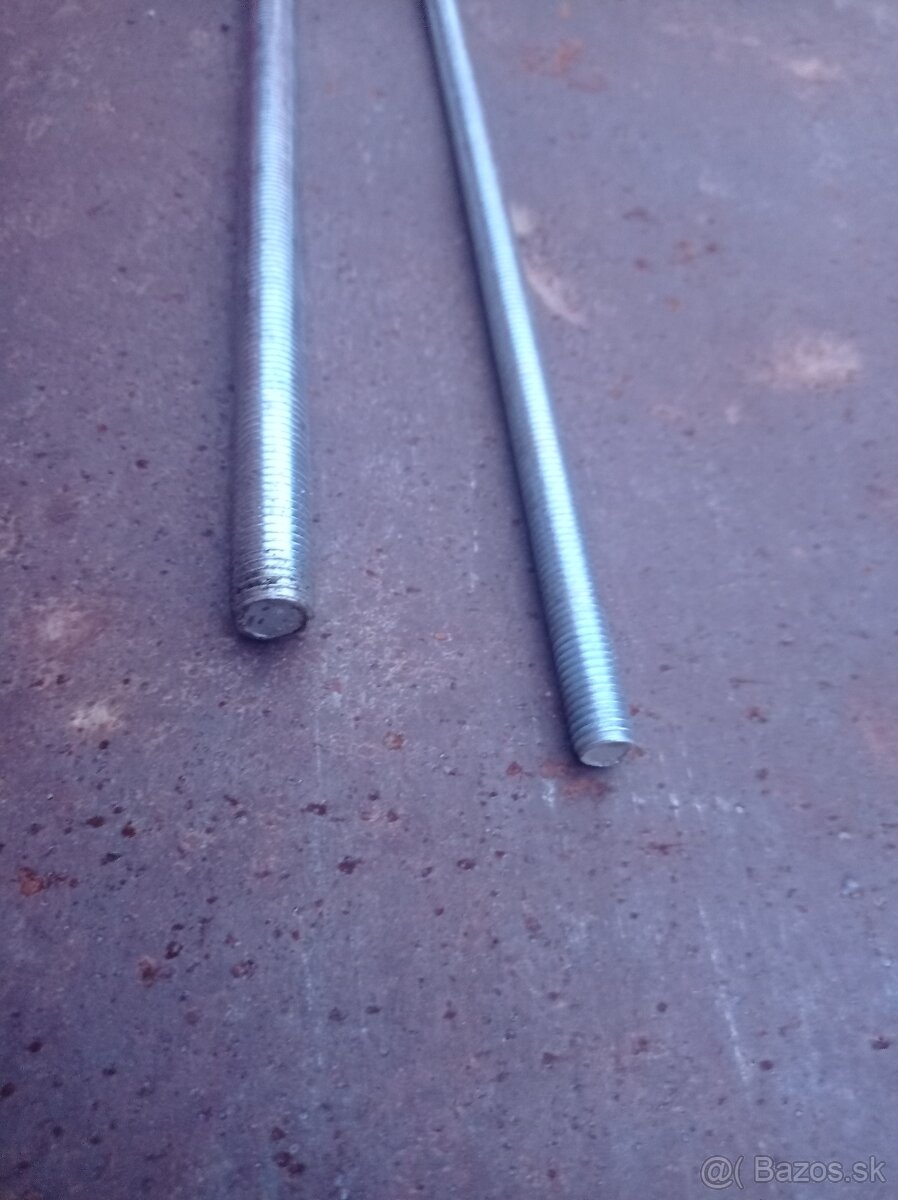 Závitové tyče