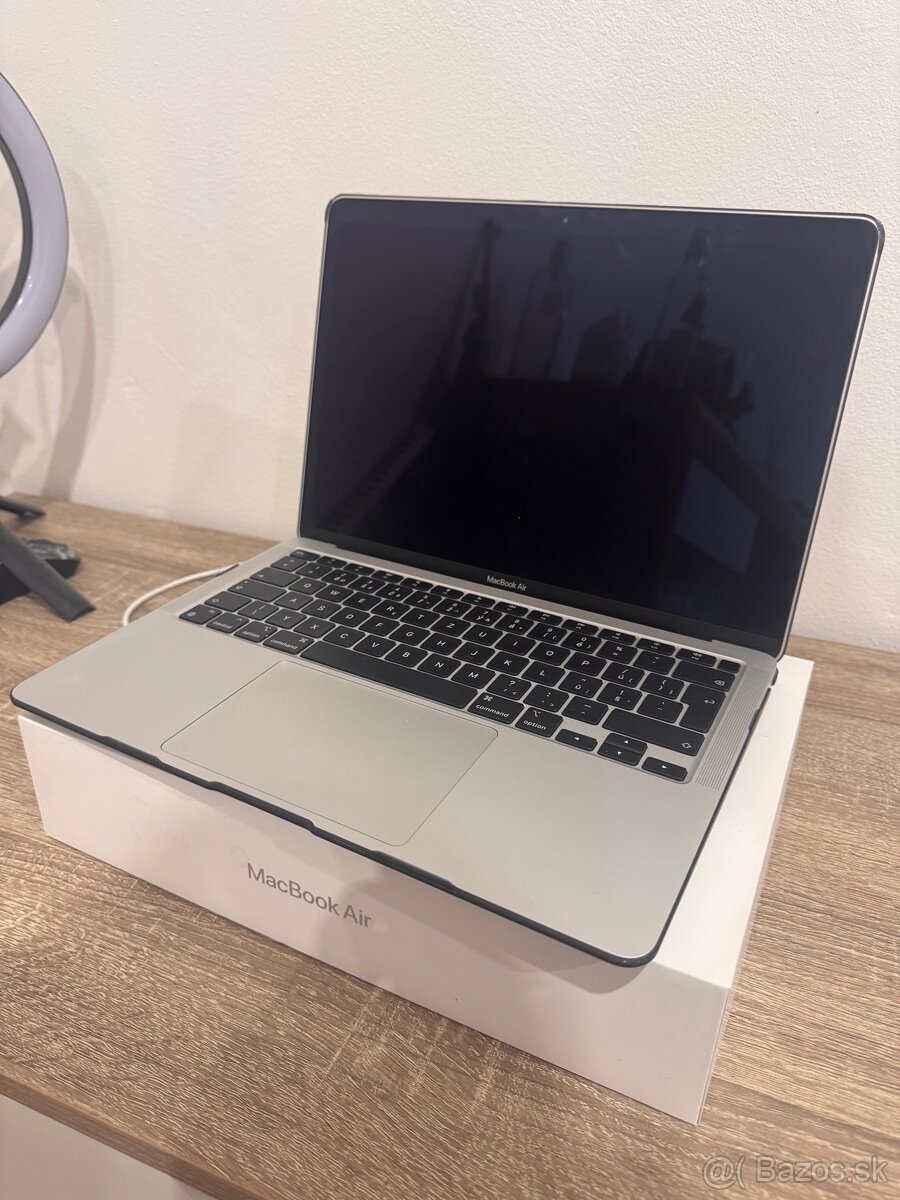 MacBook Air M1