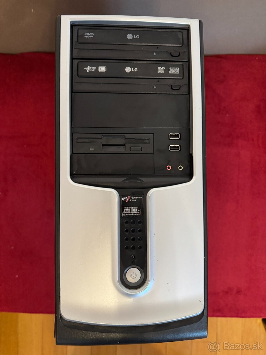 Intel Core 2 Duo E6600 (2.40 GHz, 2 jadrá)