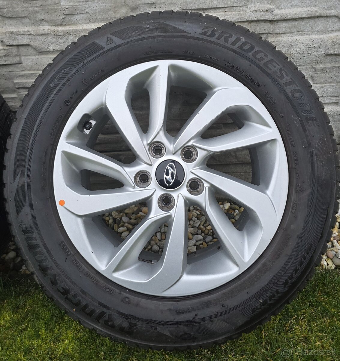 Predám elekt + zim pneu Hyundai Tucson - 650 € +dohoda