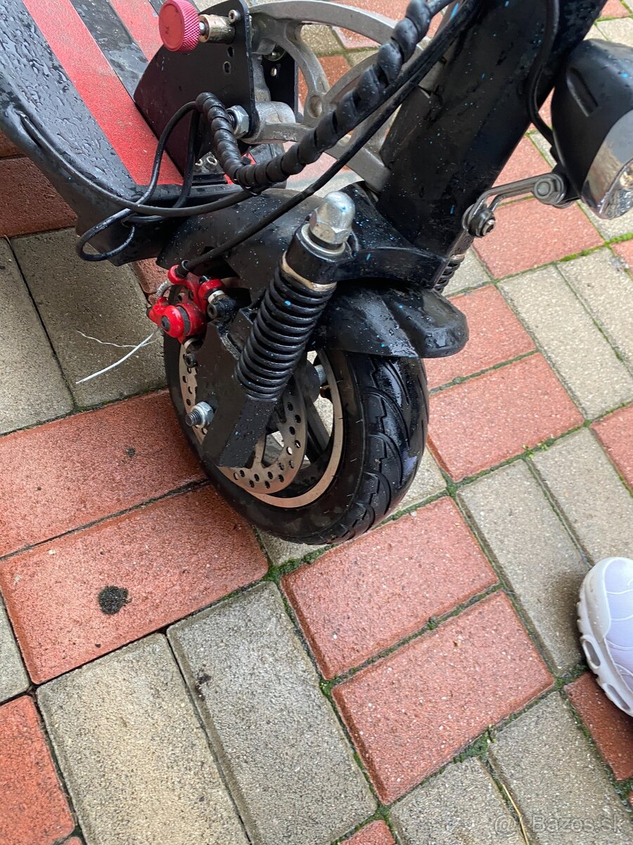 elektrická kolobežka