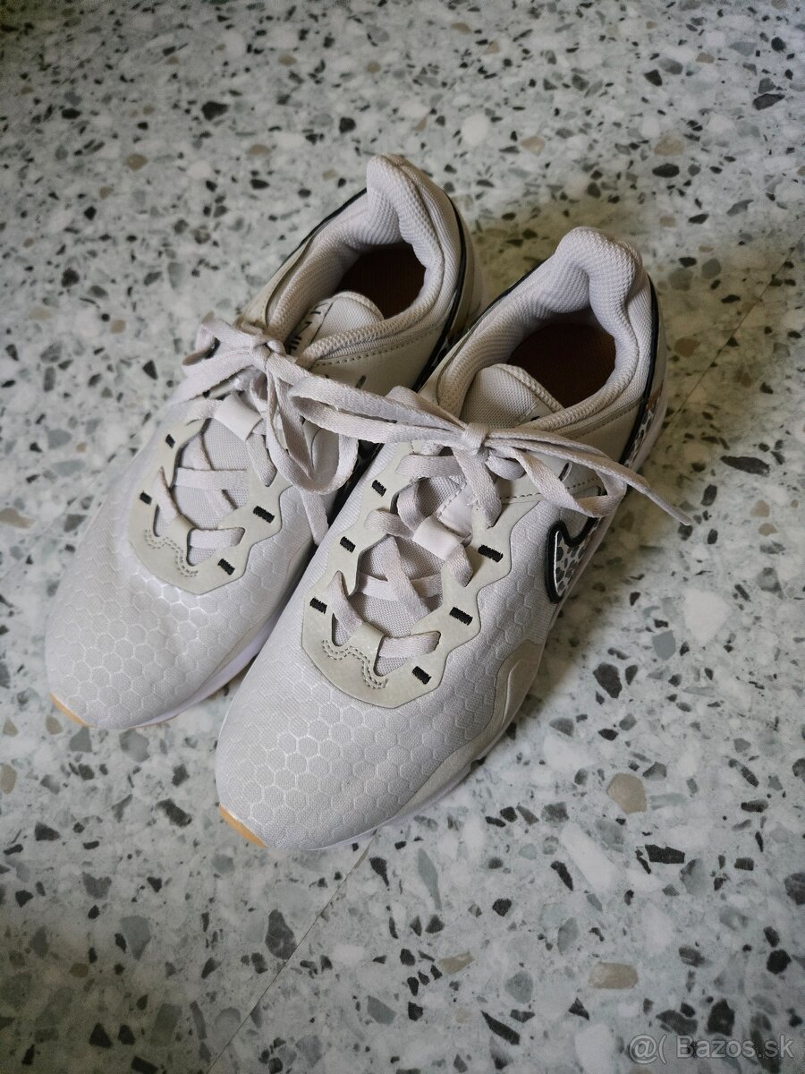 Dámske značkové tenisky Nike Air Max Sequent.