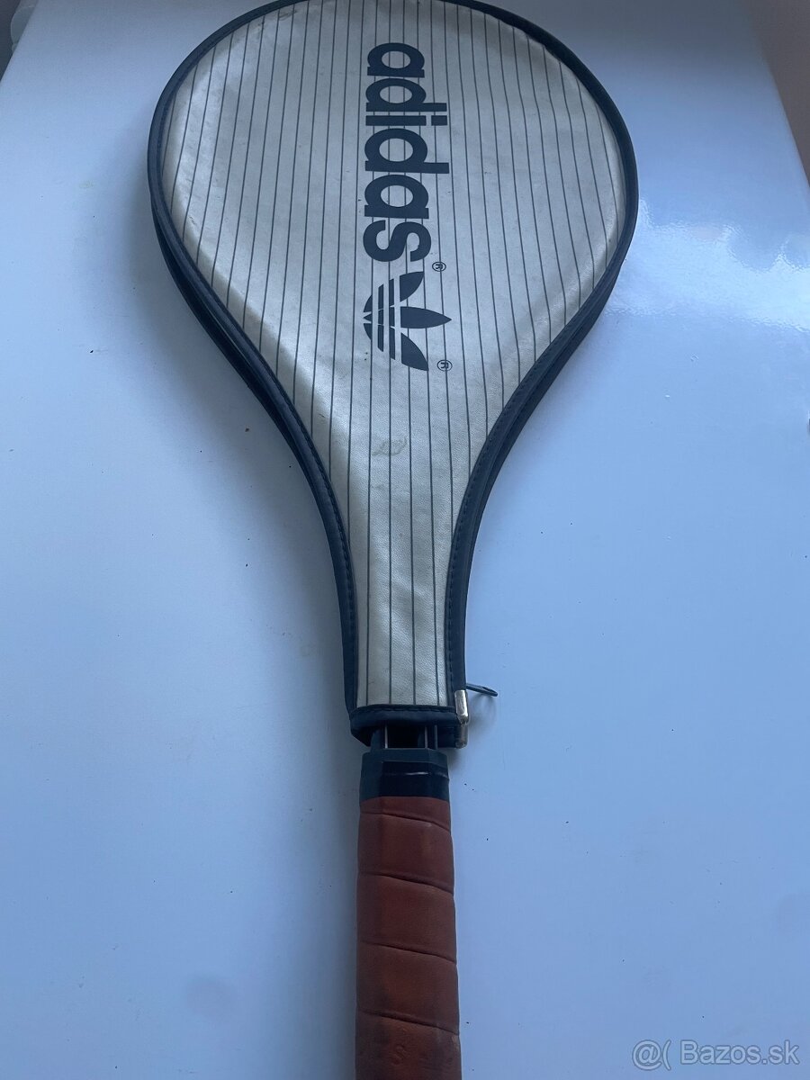 Tenisová raketa Adidas