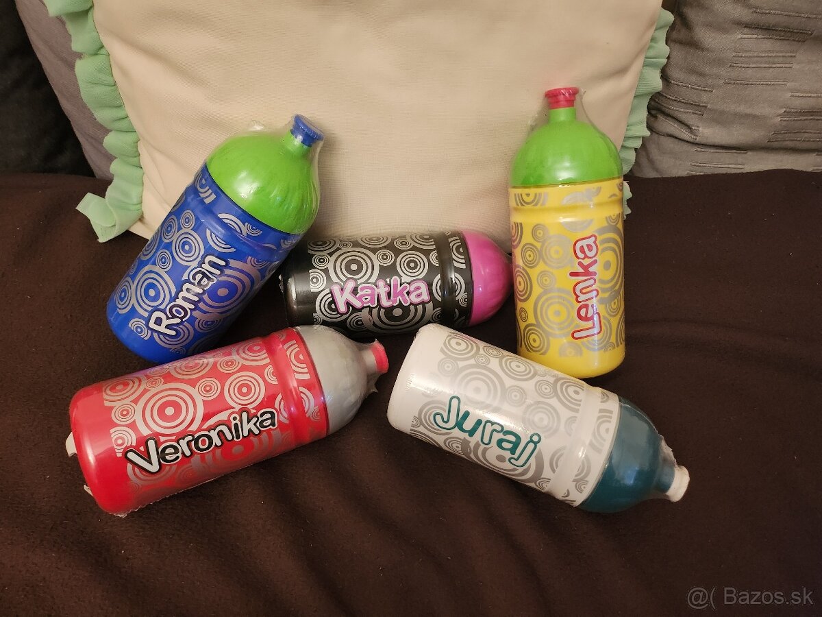 Plastové športové fľaše