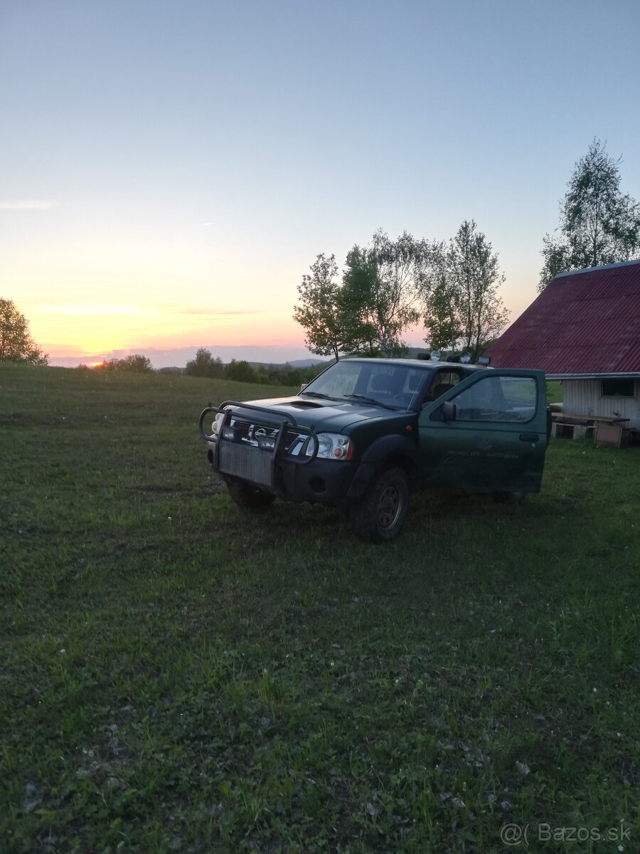 Nissan navara d22 2.5 98kw