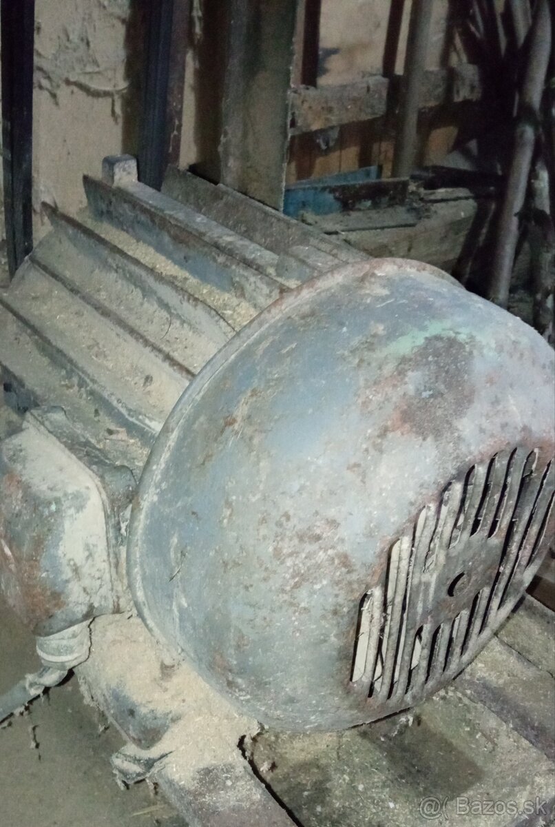 Elektromotor predam