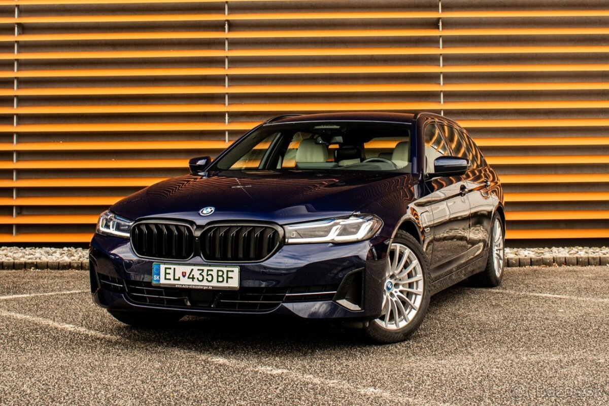 BMW Rad 5 Touring 530e Laser, v Záruke 2026, Adaptive, 4Zone