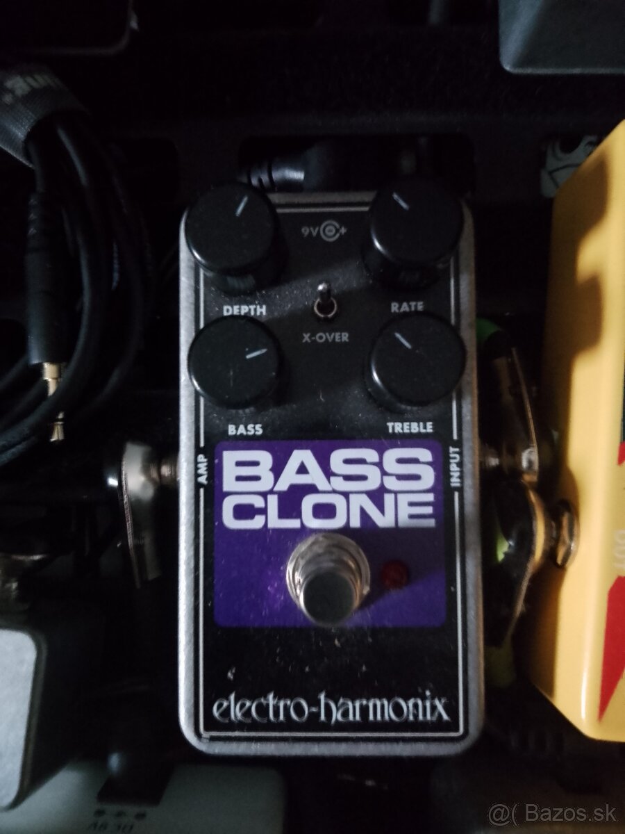 Chorus - Electro Harmonix Bass Clone