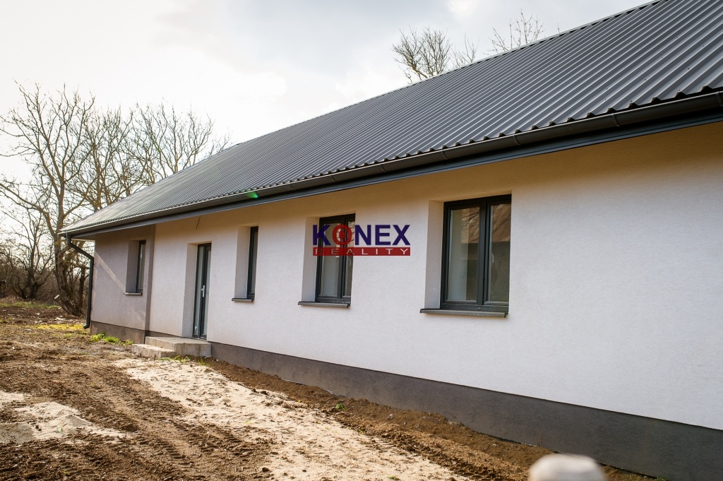 NA PREDAJ – ZRENOVOVANÝ Rodinný dom v obci LOŽÍN