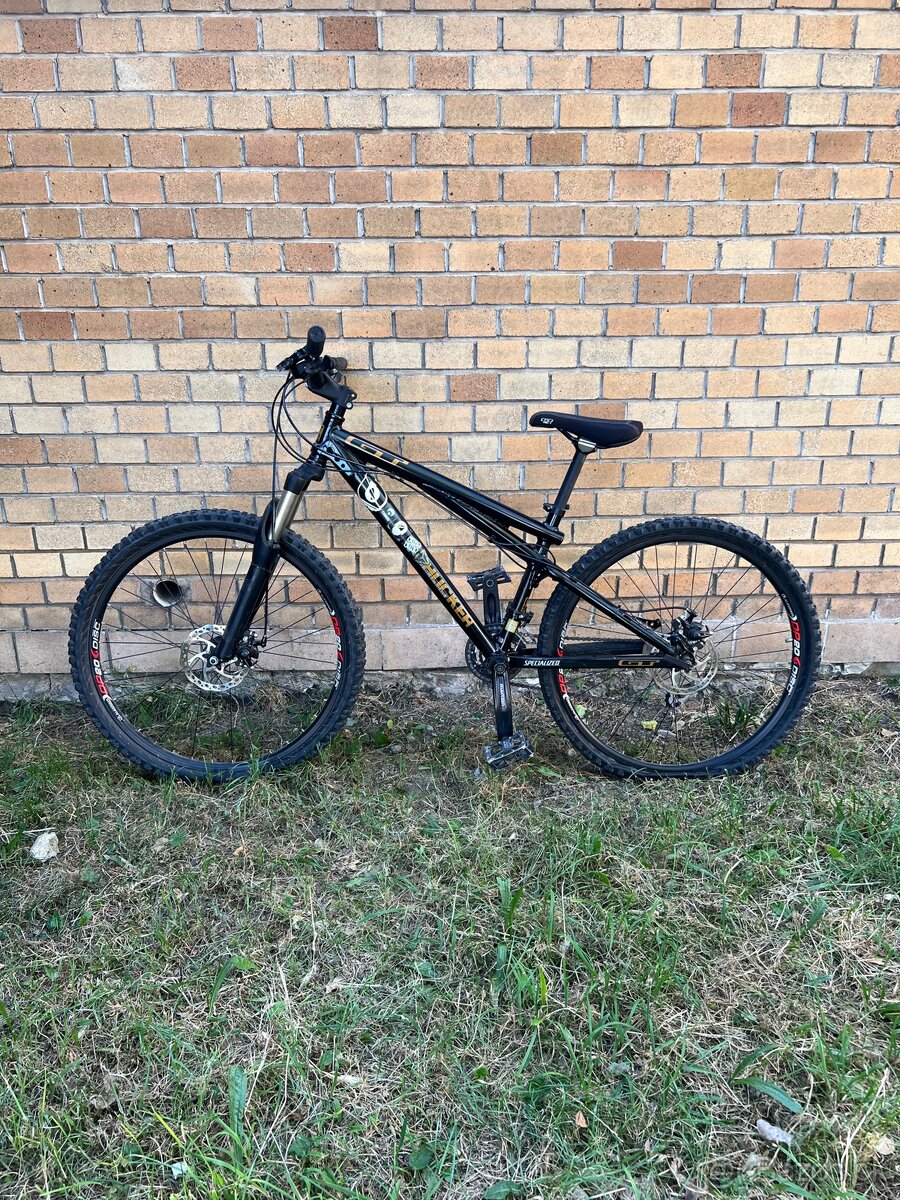 Bicykel GT Chucker 2.0