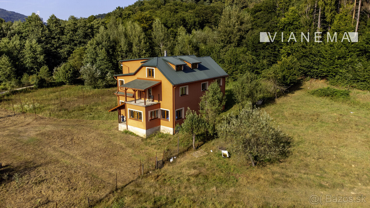 Na predaj Rodinná Vila s rozsiahlym pozemkom na samote