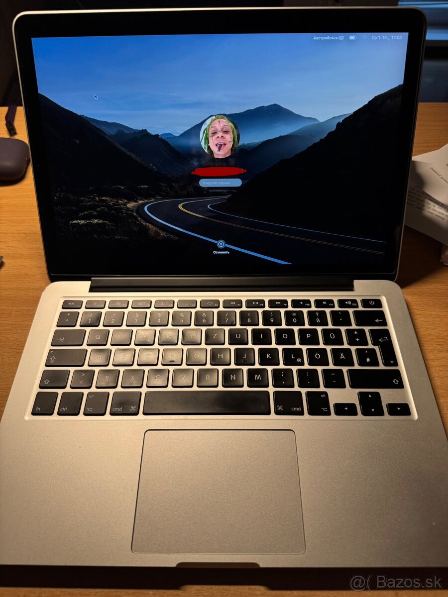 MacBook Pro 13 2015 250gb nová batéria