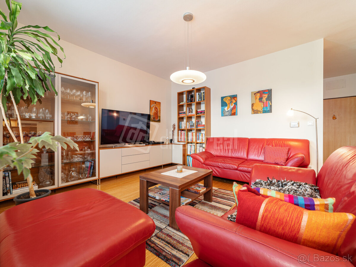 Priestor a lokalita v jednom: Predáme 4-izbový byt na K…