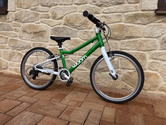 WOOM 4, 20", zelený + Trax PRO ťažné lano