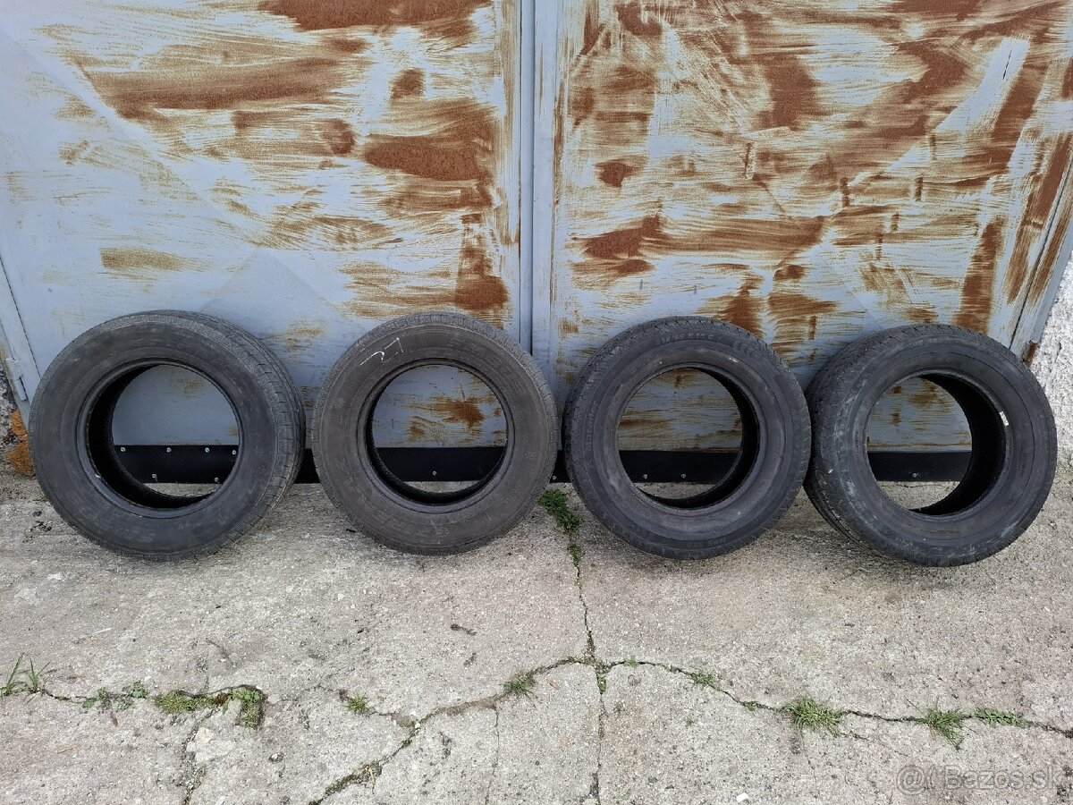 Zimné pneumatiky 235/65 R16C