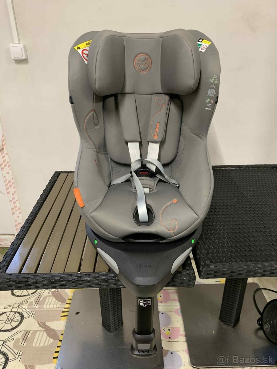 Rotačná autosedačka Cybex Sirona Gi i-size + základňa