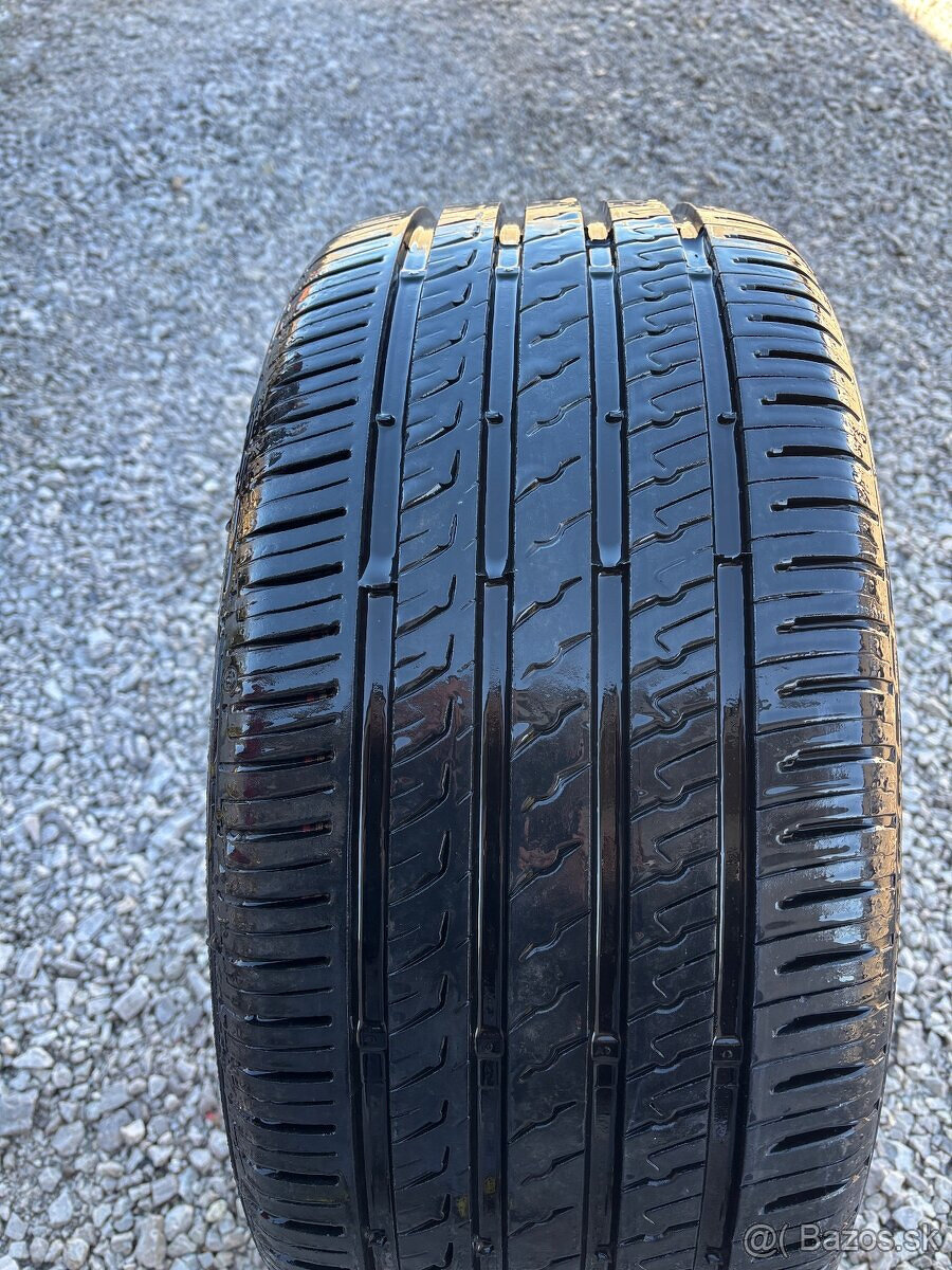 Letná pneumatika 255/40r19 Barum