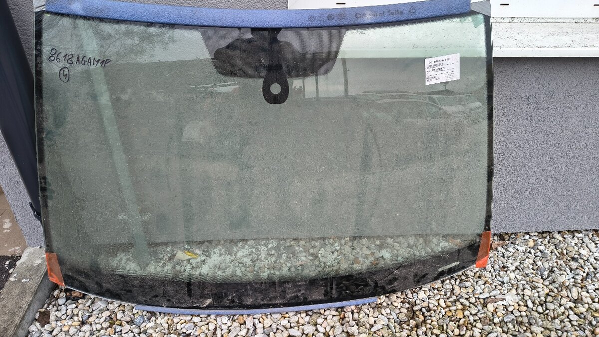 Čelné sklo VW Golf 7