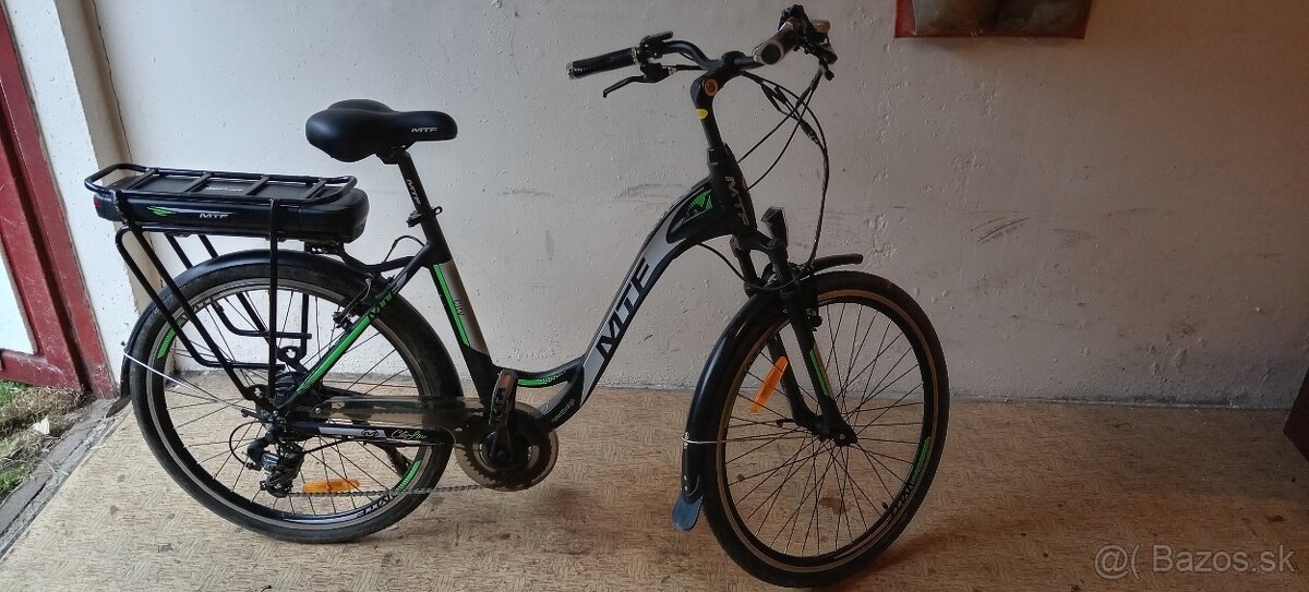 Dámsky mestský e - bike.