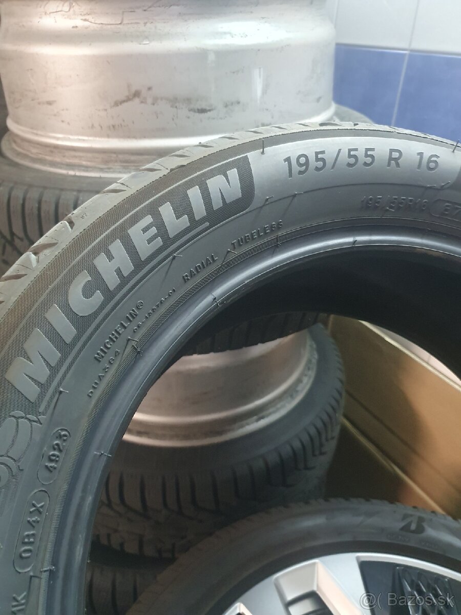 195/55R16 Michelin Primacy 4
