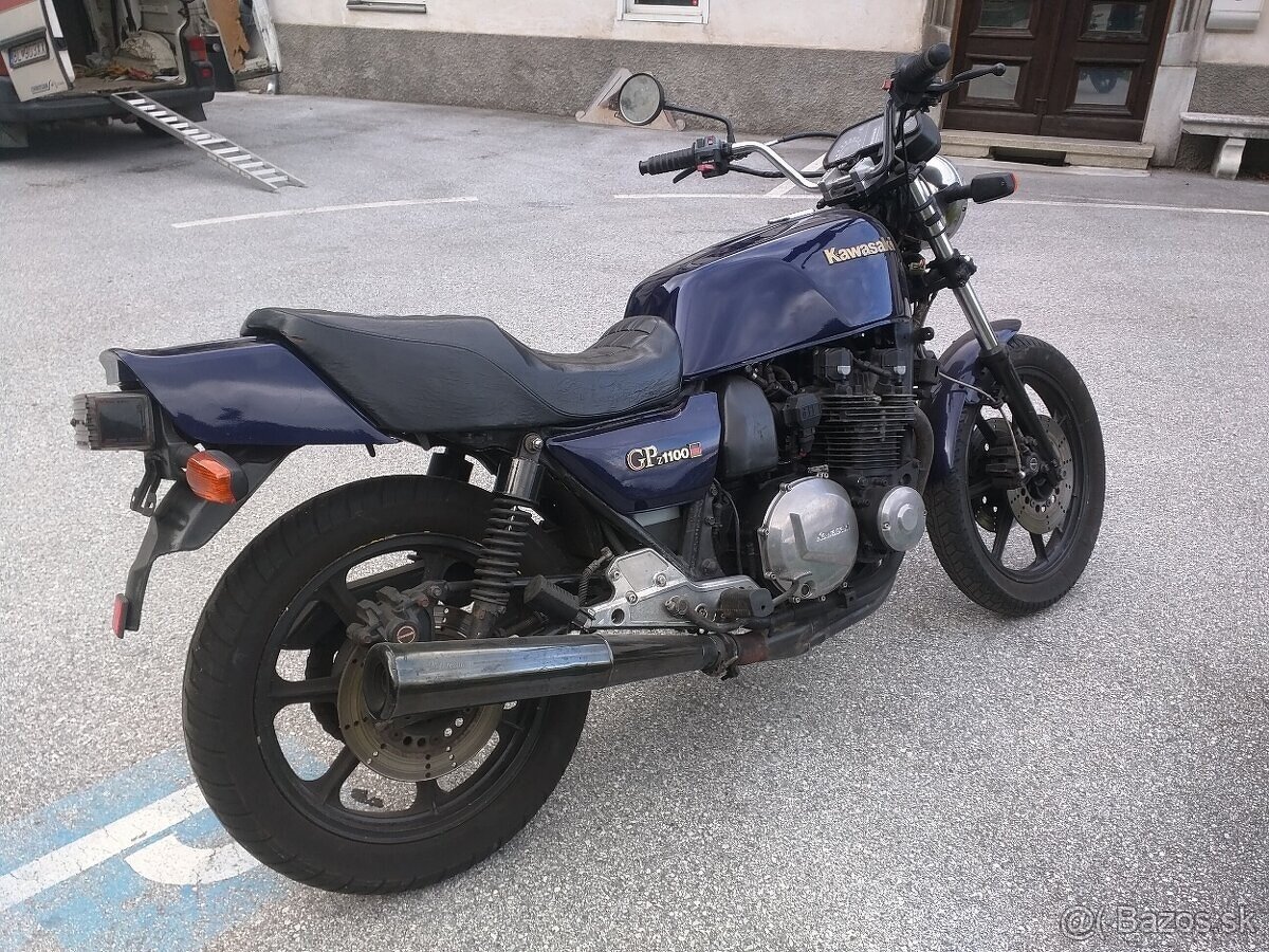 Predam kawasaki gpz 1100 rok 1982 vstrek
