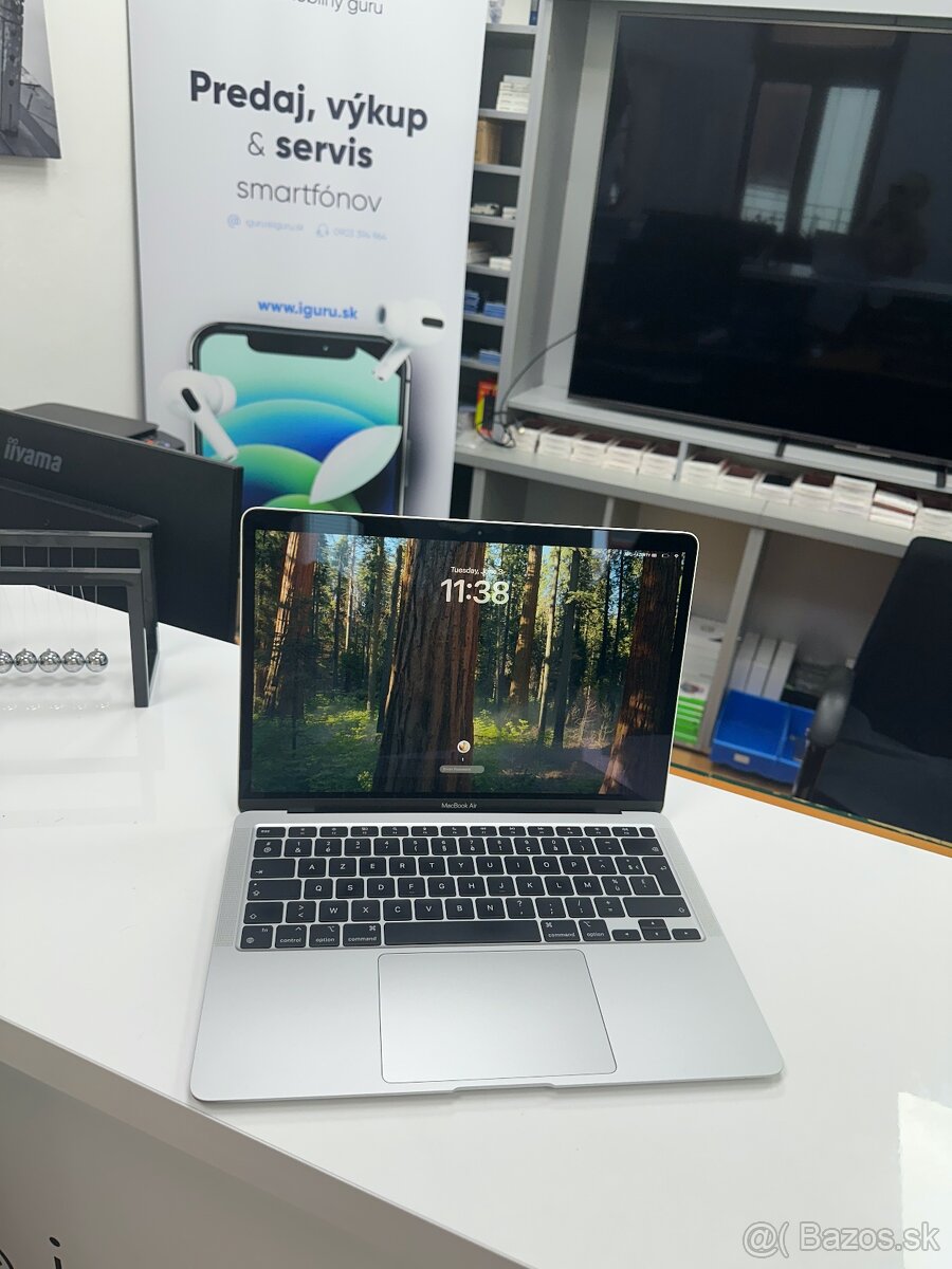 Apple MacBook Air 13inch M1 8/256GB Silver