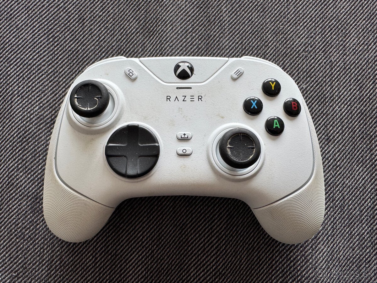 Razer Wolverine Chroma V2 - Xbox Controller