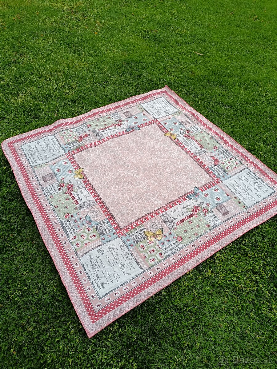 Obrus vintage gobelinový 150/150