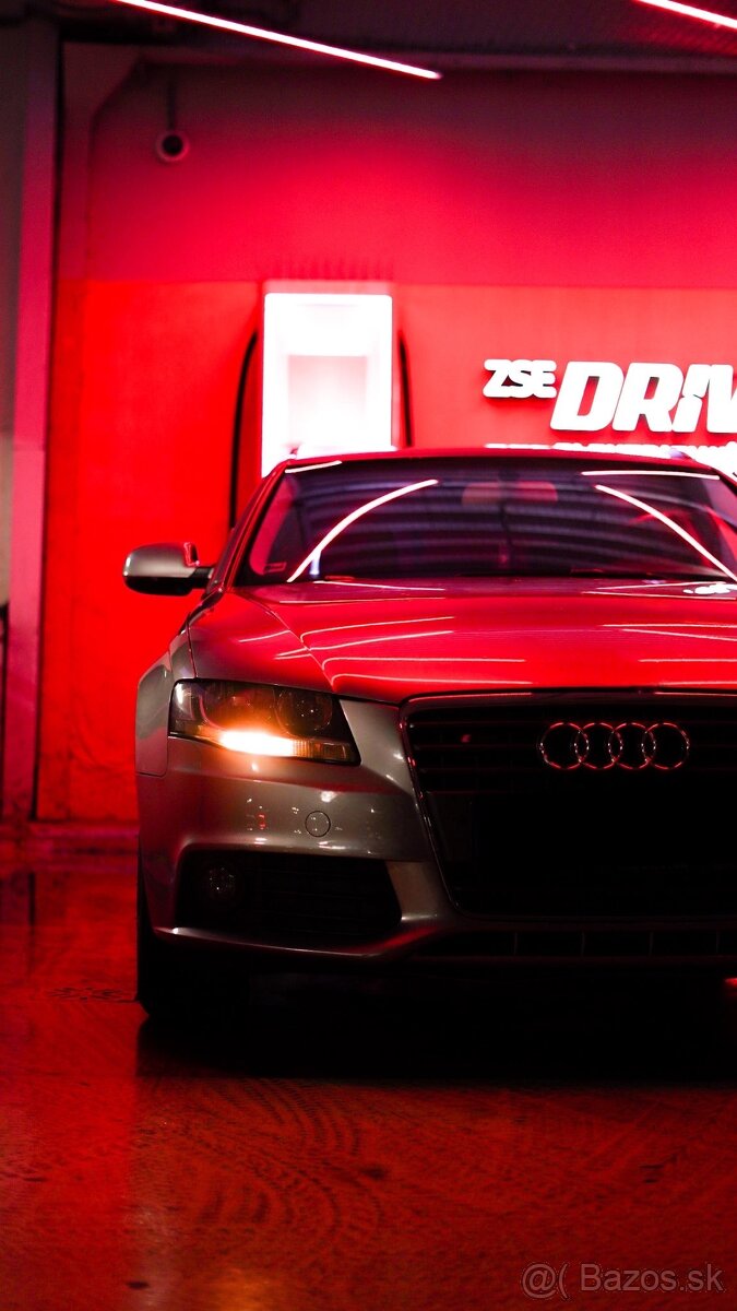 Audi A4 B8 2010/88KW, šedá metalíza