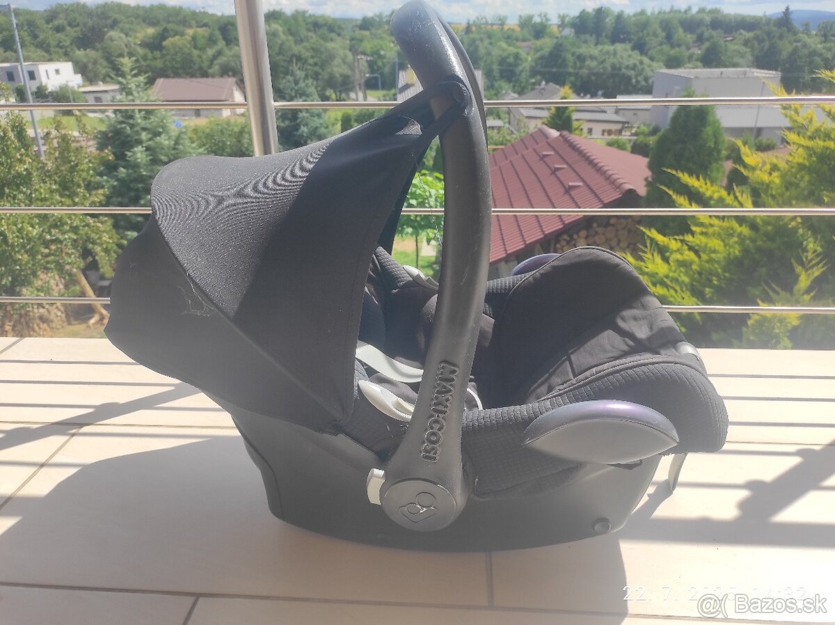 Autosedačka/ Vajíčko Maxi Cosi so strieškou