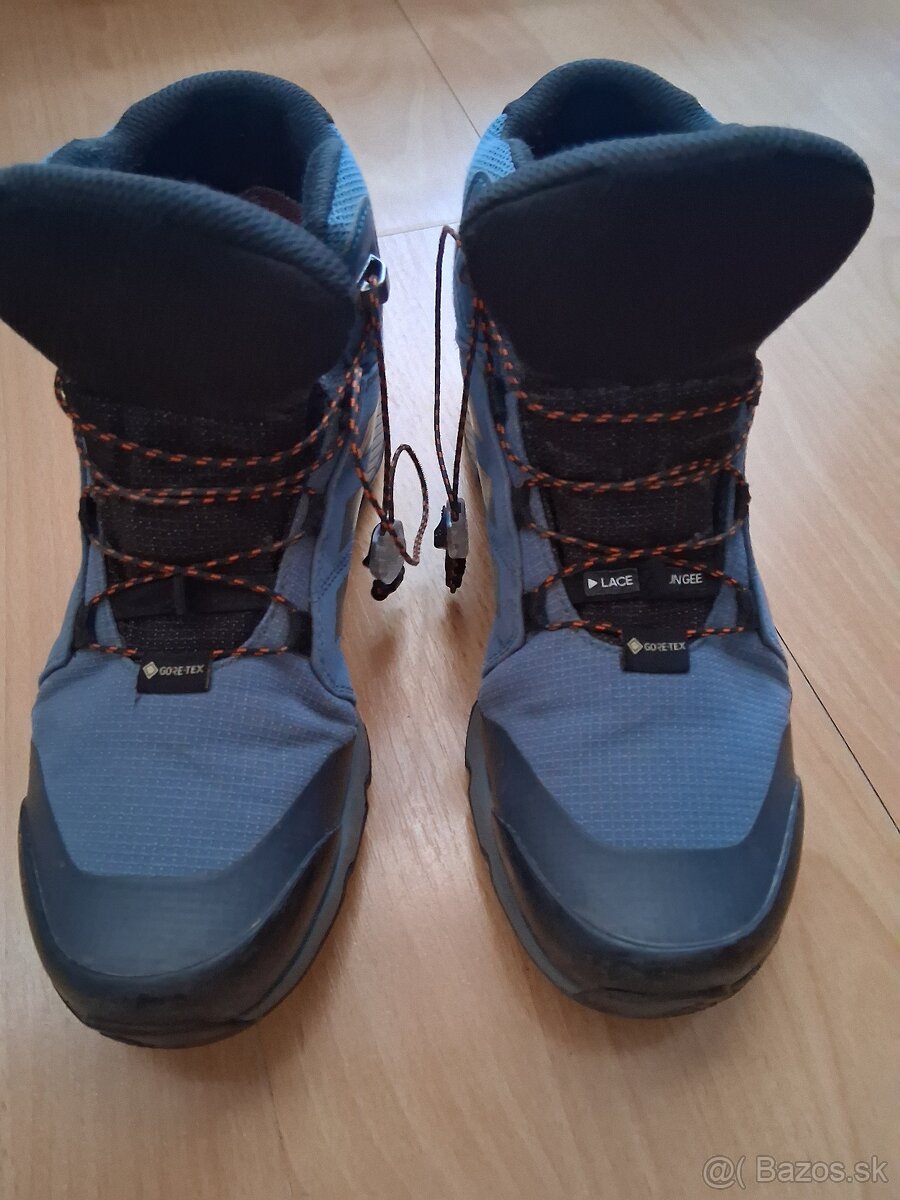 Adidas Terrex 37