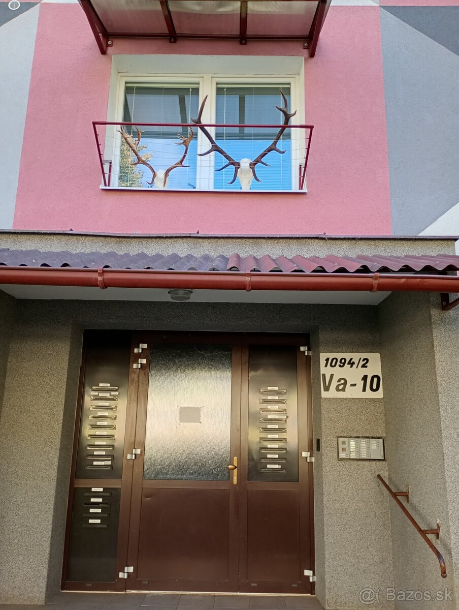 1-izbový byt Komenského VA 10