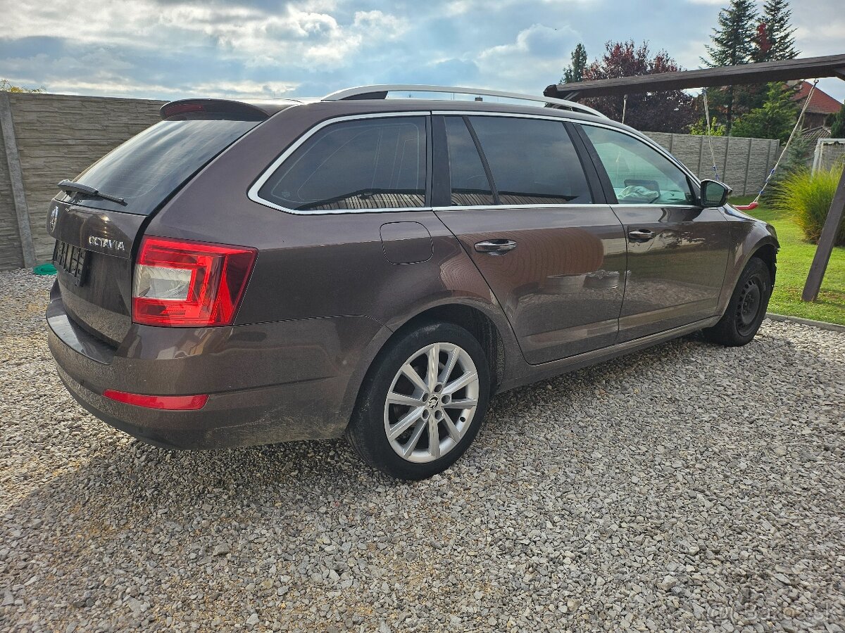 Rozpredám Škoda Octavia 3 predfacelift 1.6TDI CLHA ,DSG