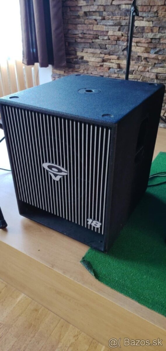 CERWIN VEGA CVA118----500EUR