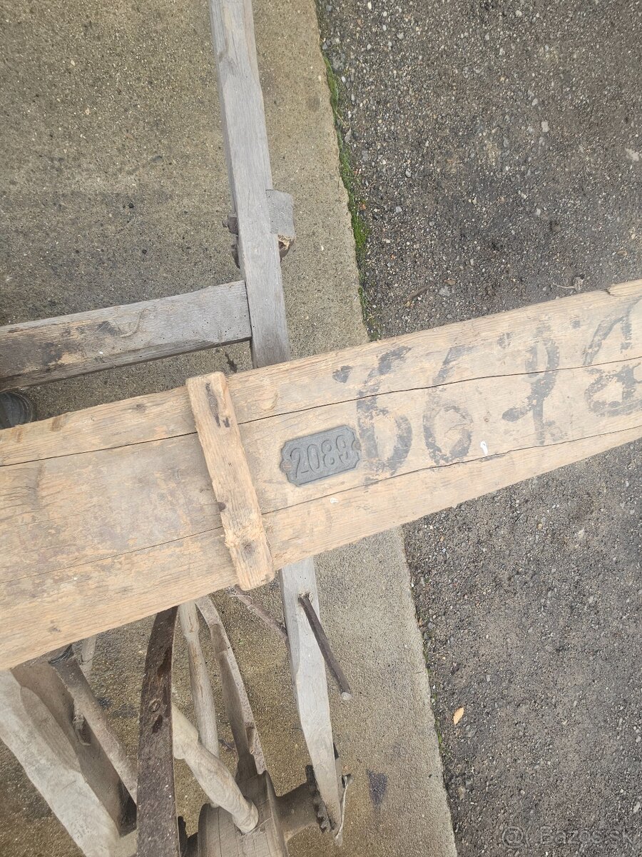 Sejačka, bruska, zdvihák