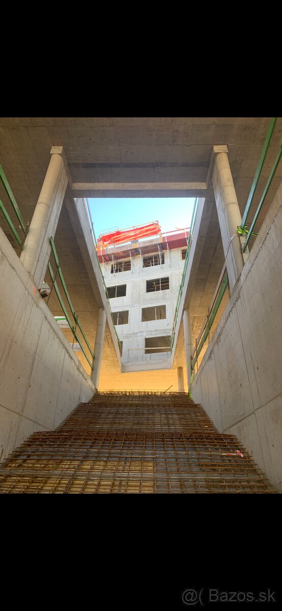 Tesárske a šalovacie prace