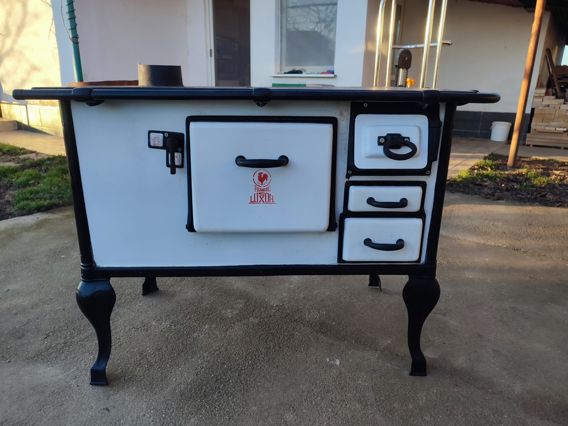 Sporák na drevo, piecka, kachle Fiľakovo Luxor NEO.