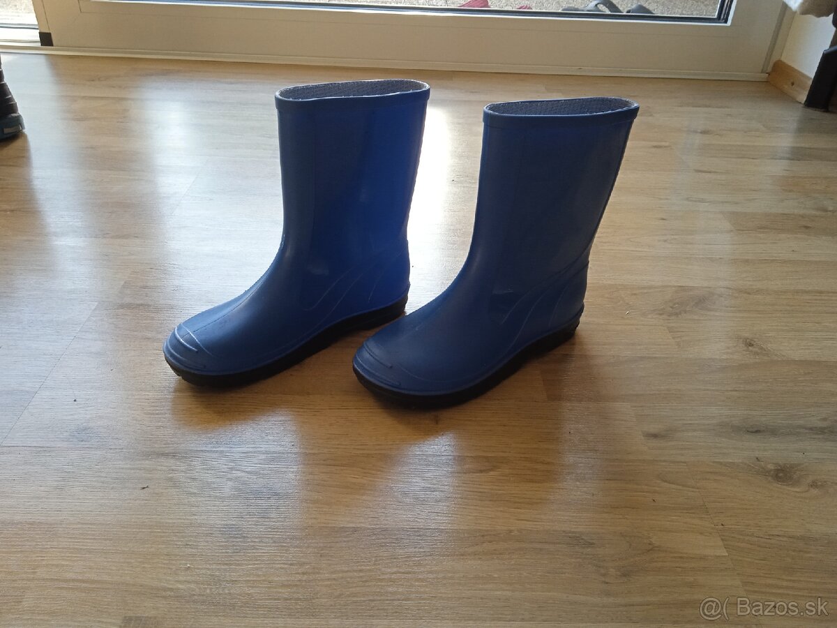 Predám chlapčenské gumáky