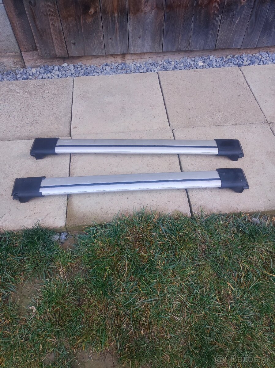 Priečniky Whispbar na strešny nosič