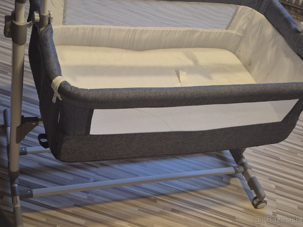 Predám detskú postieľku